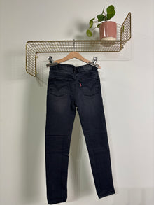  Jeans Levis