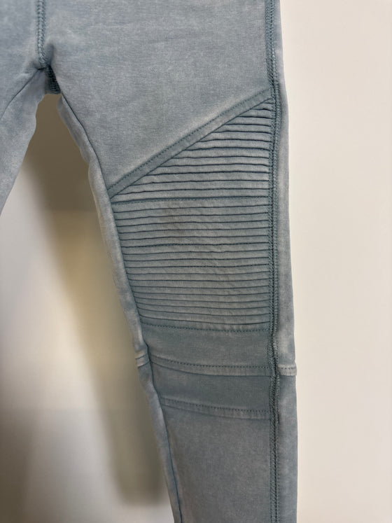 Broek Z8