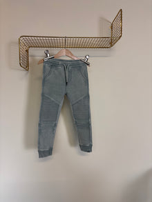  Broek Z8